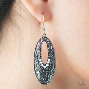 Paparazzi Jewelry Accessories - Fairytale Flora - White Earrings - Vintage